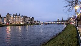 PXL_20251128_075652741