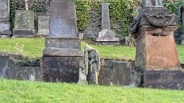 PXL_20251203_144449274